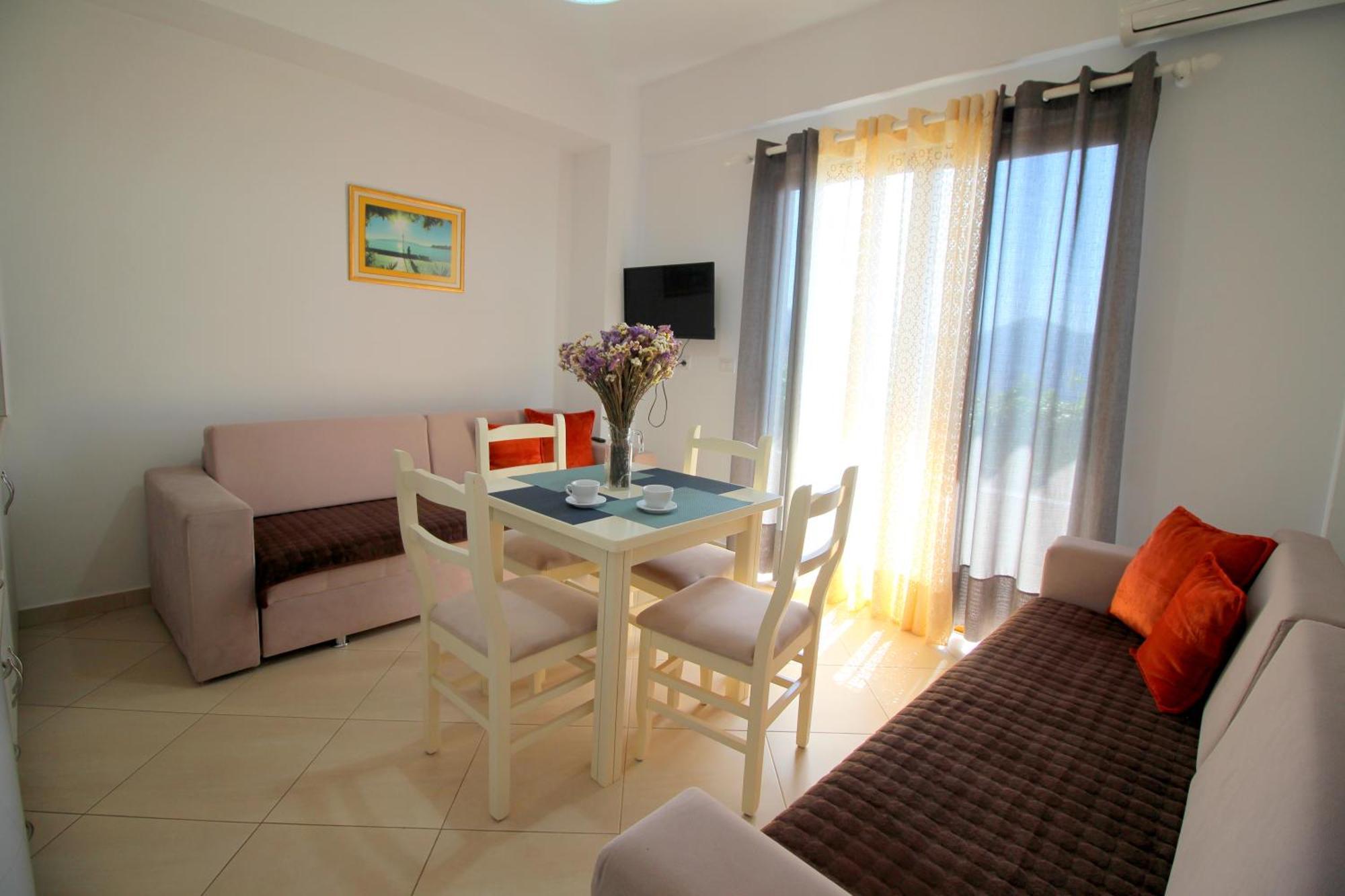 Garden Villa Eva ซารานเดอ ภายนอก รูปภาพ